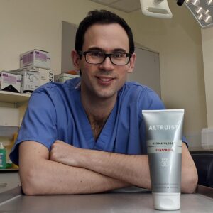 Dermatoloog Andrew Birnie Altruist